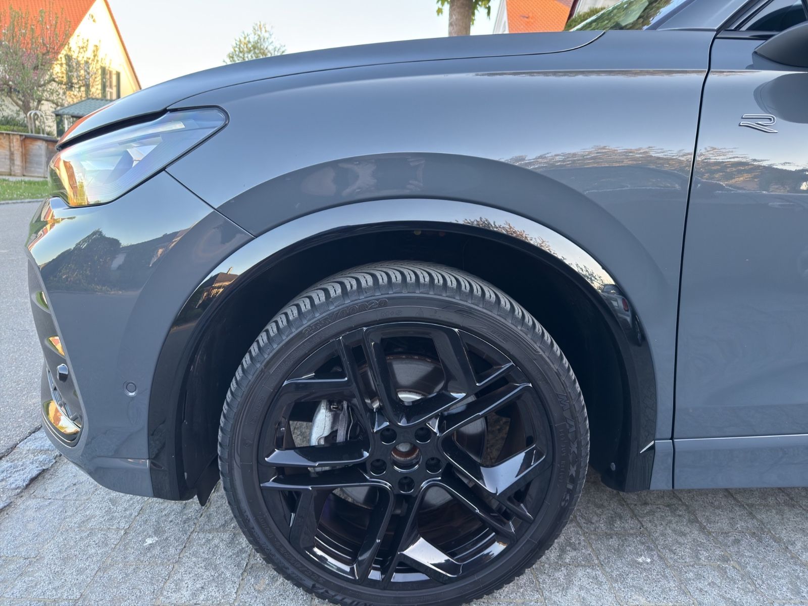 Volkswagen Tiguan 2.0 TSI DSG 4M R-Line»PANO»AHK»HuD»HK»20"