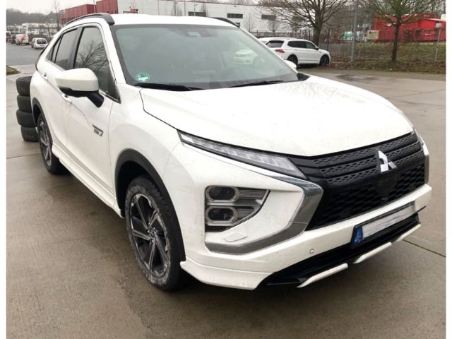 Mitsubishi Eclipse Cross Plus Select Black Hybrid 4WD 2.4 M
