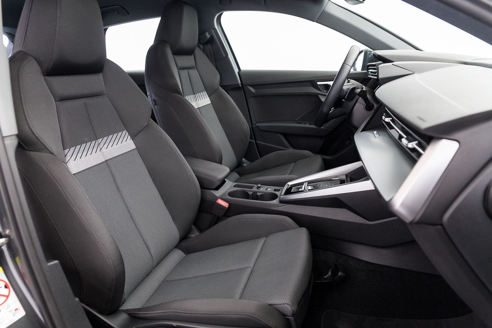 Audi A3 Sportback TFSI e S line - Samsaru's Car Outlet