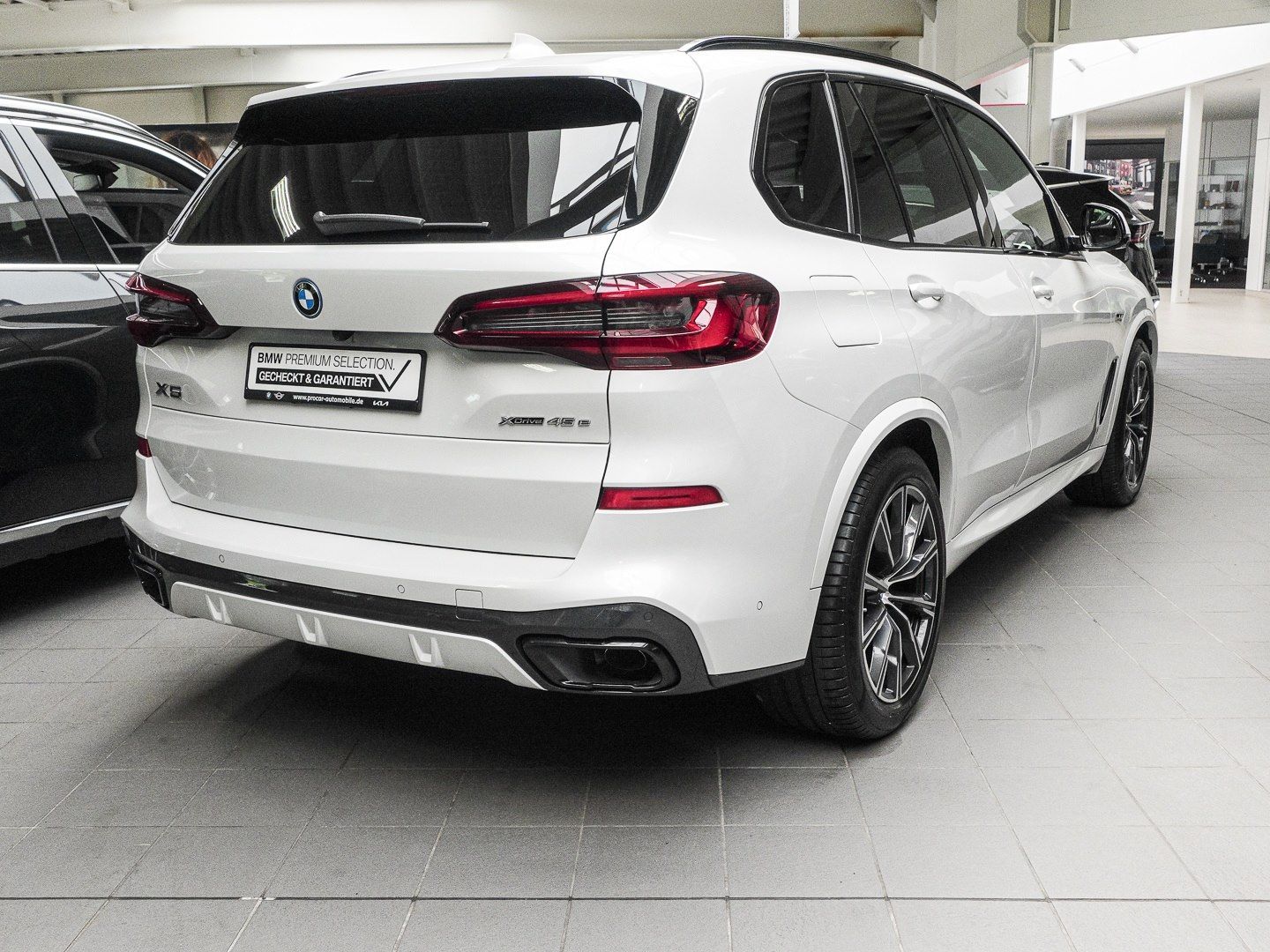 BMW X5 xDrive45e M Sport AHK GSD M-Sitz DA+PA+HUS La