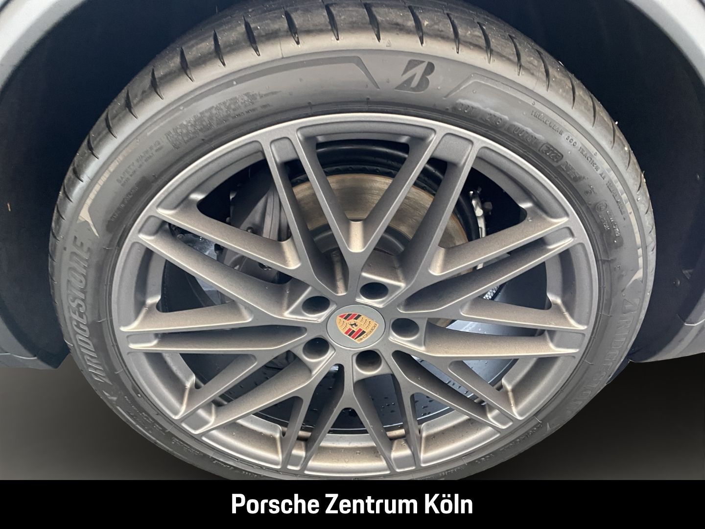 Porsche Macan BOSE Luftfederung 22-Zoll Panoramadach
