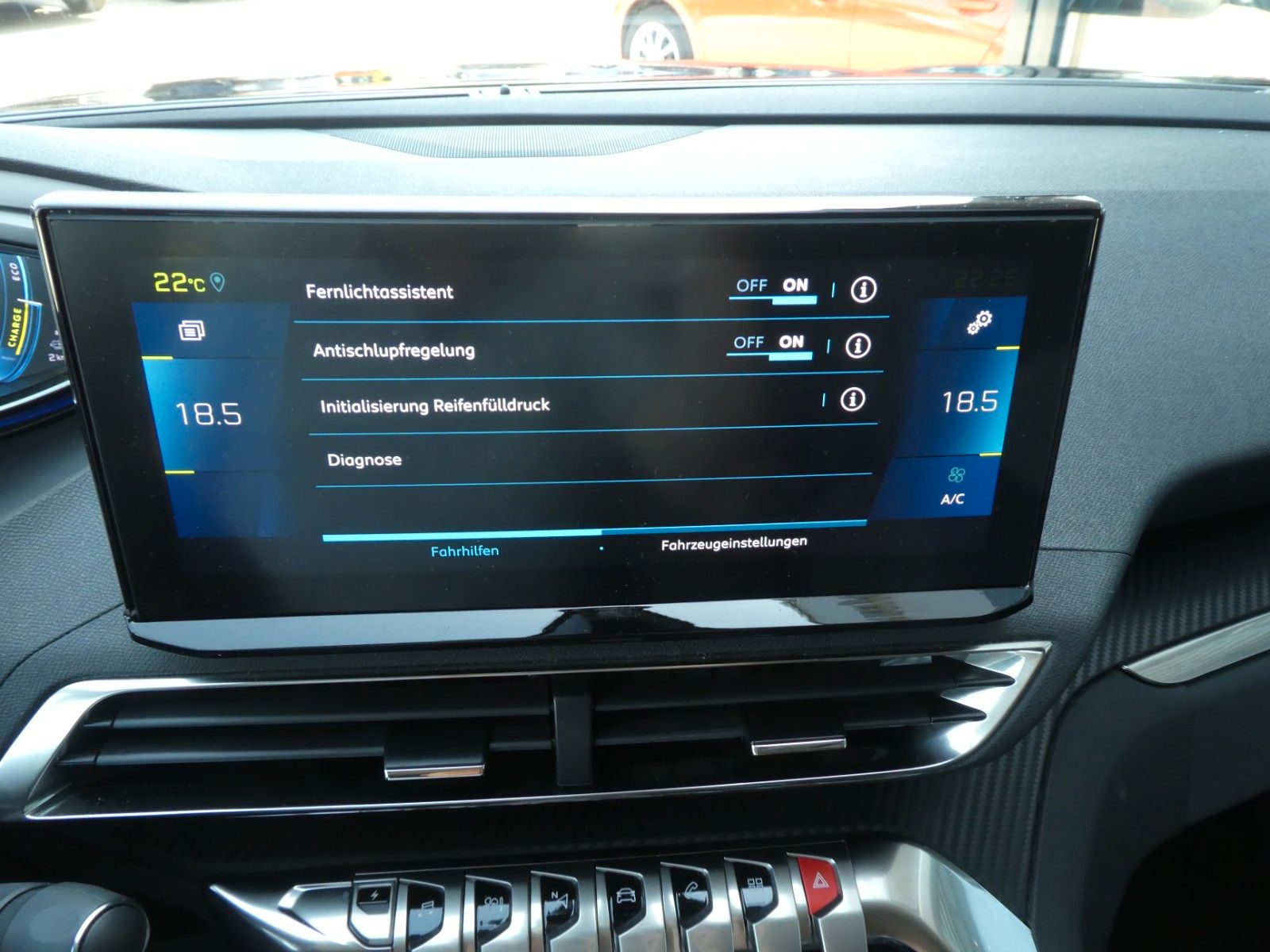 Peugeot 3008 Hybrid 225 Allure, Kamera, Klima, Navi, SHZ