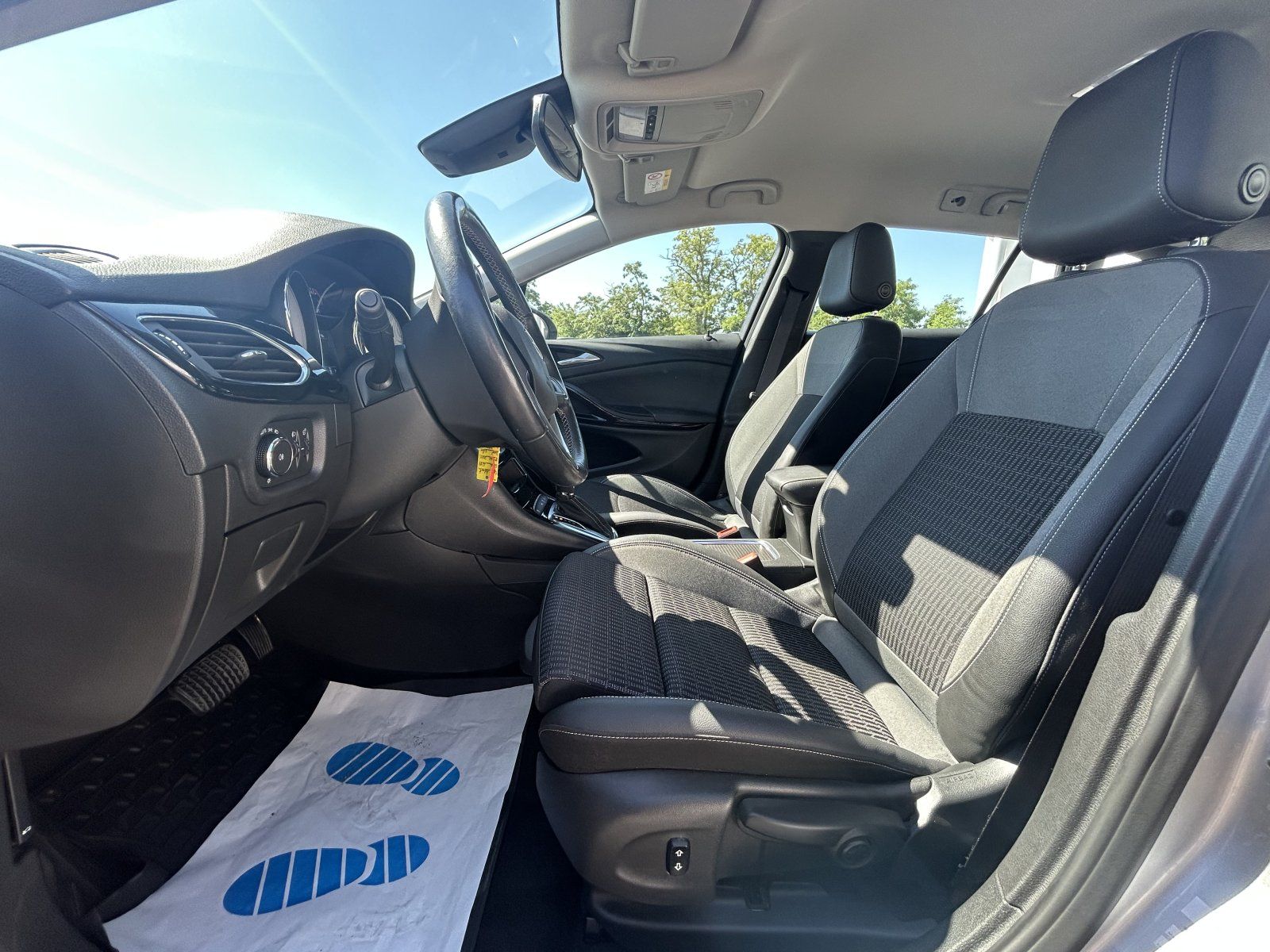 Opel Astra K 1.5 D Design&Tech - Samsaru's Car Outlet