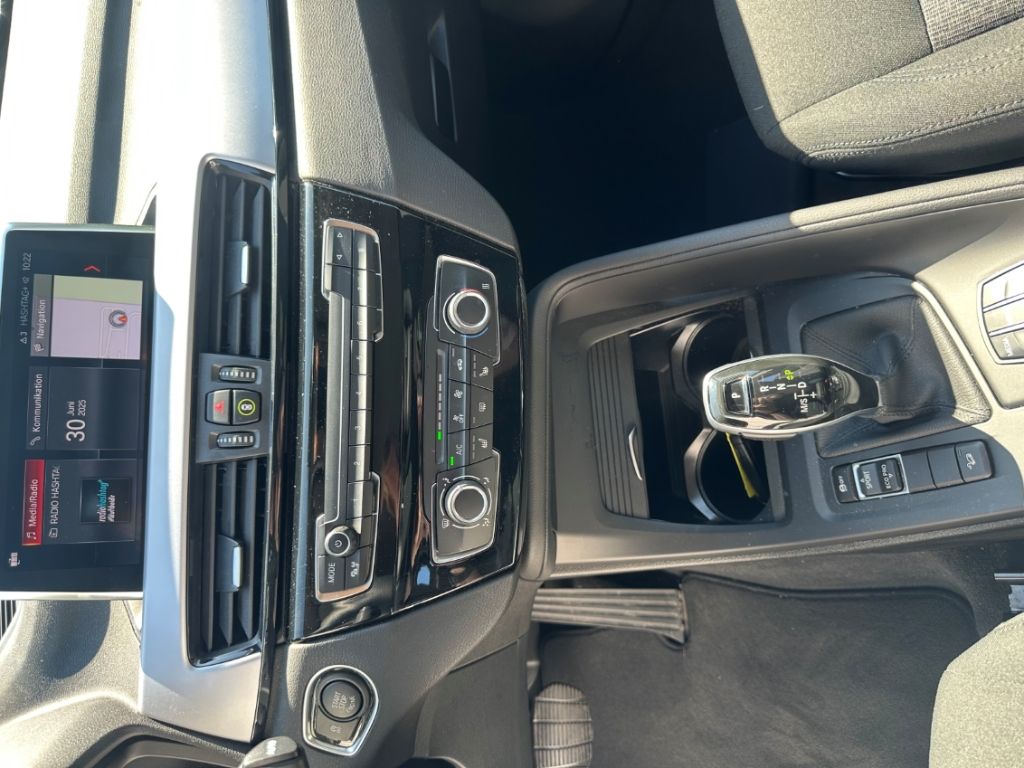 BMW X1 xDrive 18d - Samsaru's Car Outlet