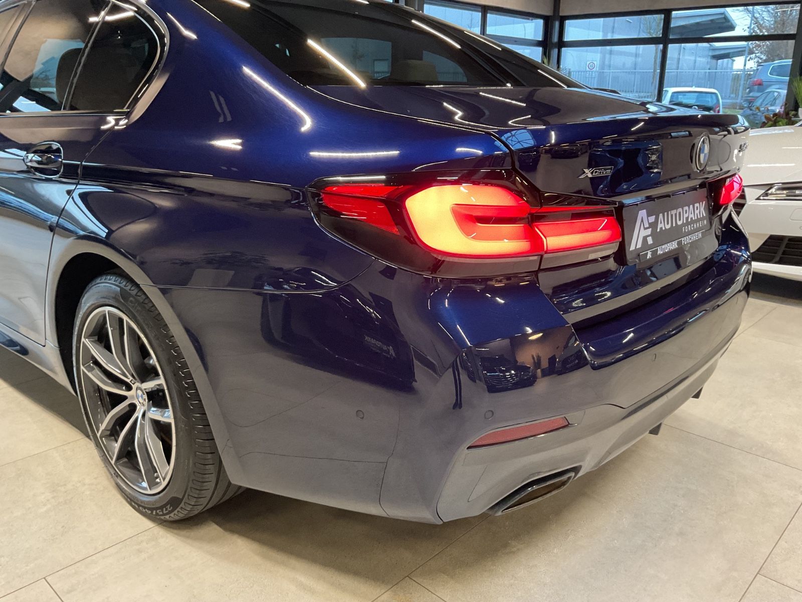 BMW 545e xDr. M Paket Exclusivleder HuD Laserl.