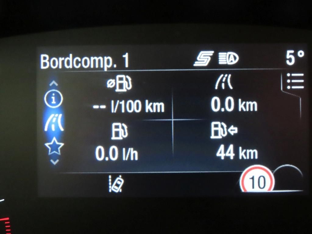 Ford Focus 1.0 M-Hybrid Aut Titanium iACC+LED+Kam+SHZ
