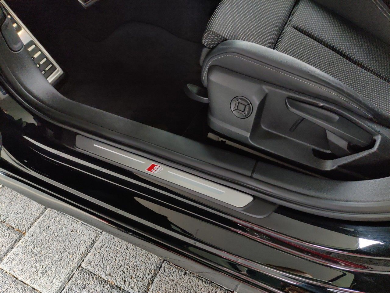 Audi A3 Sportback 40 TDI quattro S tronic S line - Samsaru's Car Outlet