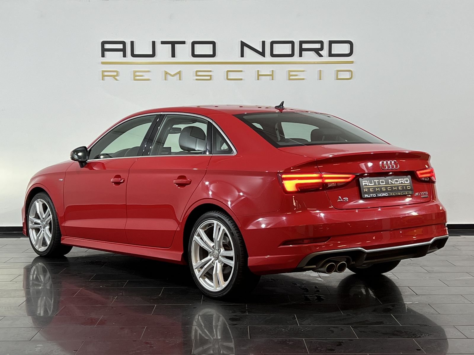 Audi A3 40 TFSI quattro S-Line - Samsaru's Car Outlet