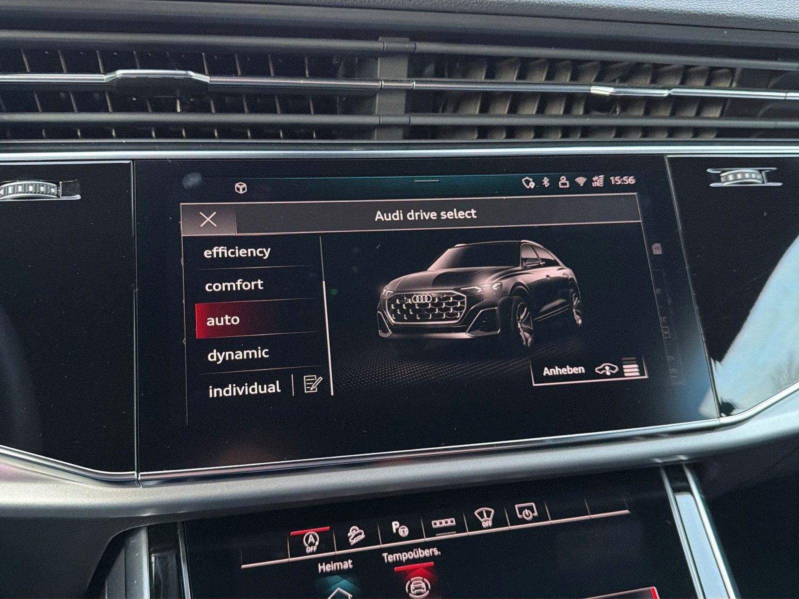 Audi Q8 50 TDI quattro S line 21"  Valcona B&O Laser