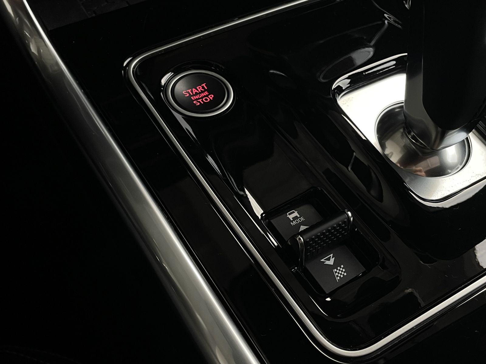 Jaguar XE P300*R-Dynamic*Black AWD*360° KAMERA*PANO*LED