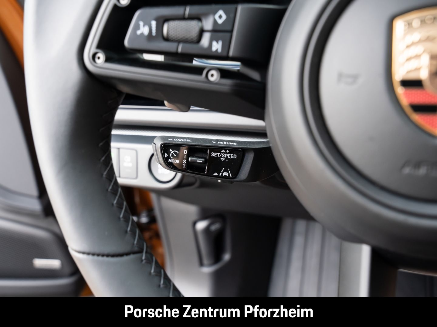 Porsche Panamera 4 E-Hybrid SportDesign Paket HD-Matrix