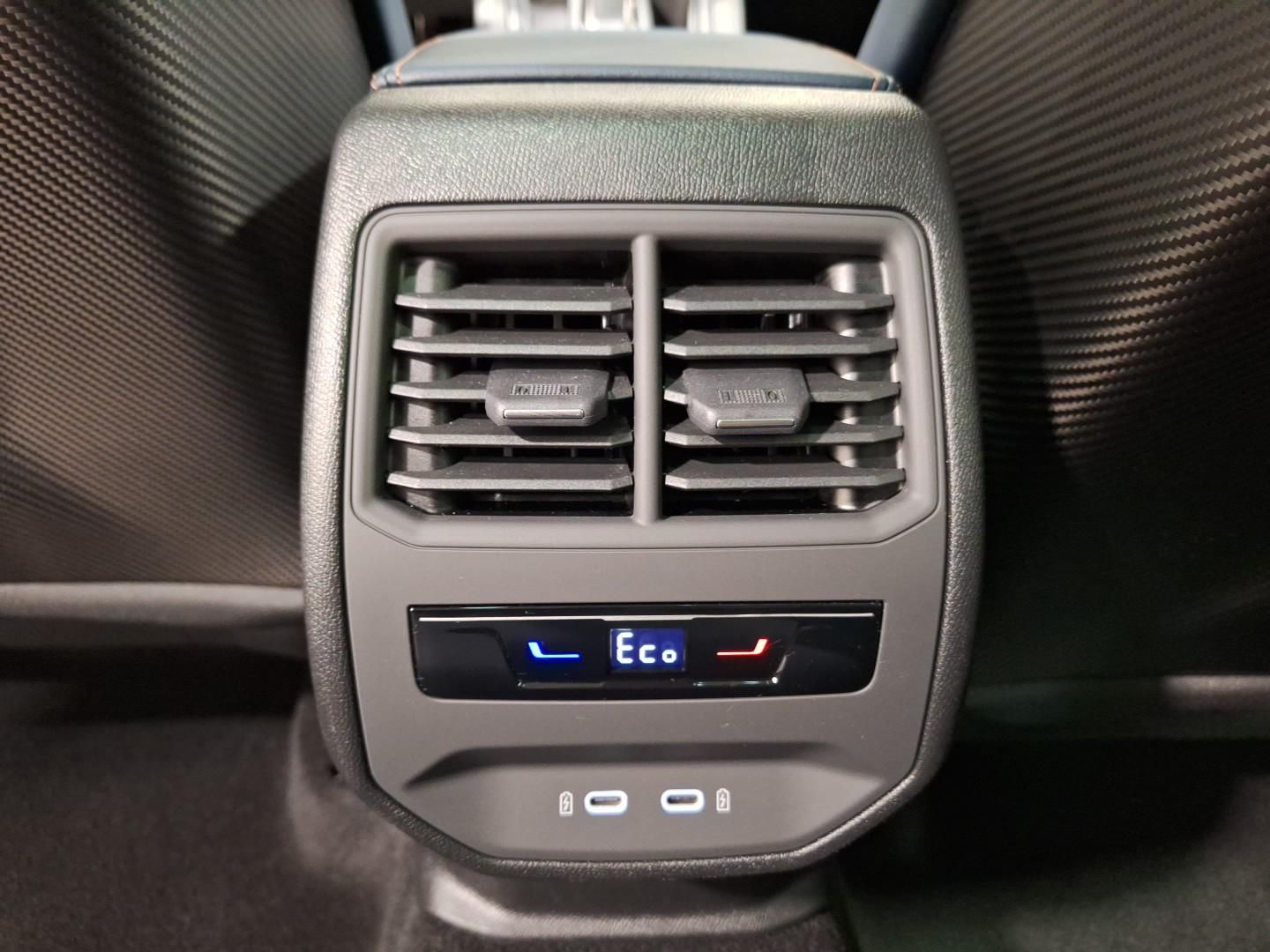 Cupra Formentor 1.4 TSI DSG VZ e-Hybrid Pano|AHK|Bremb