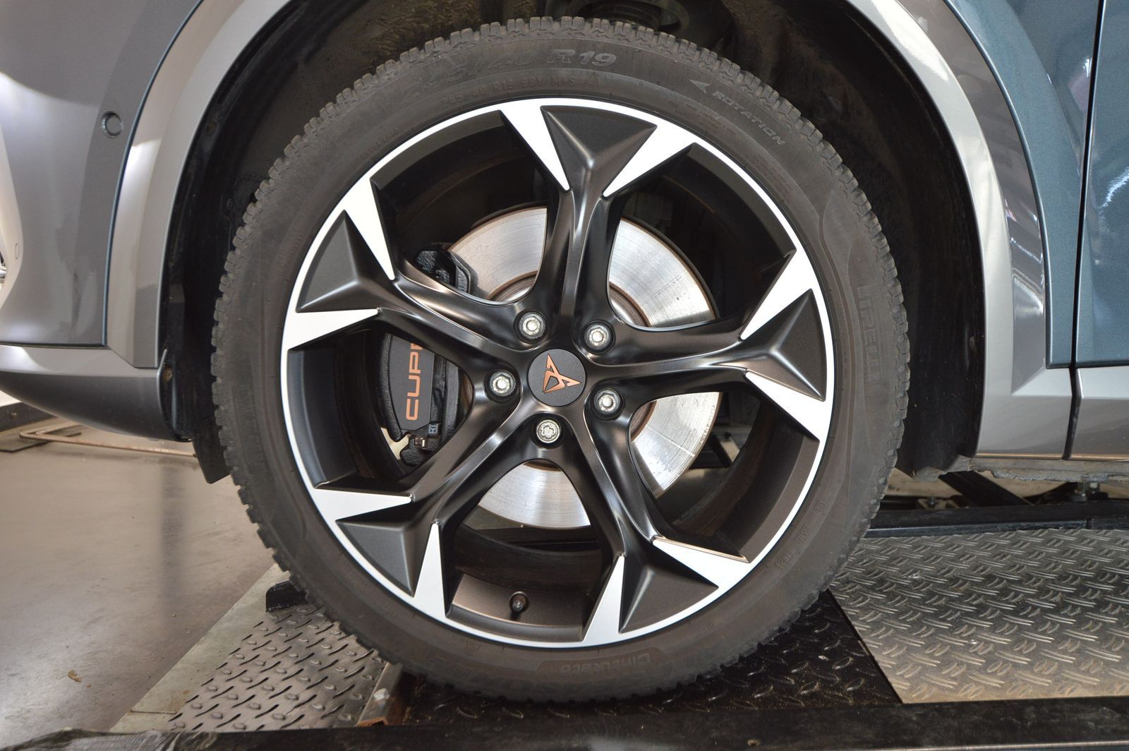 Cupra Formentor VZ 1.4 e-HYBRID - Samsaru's Car Outlet