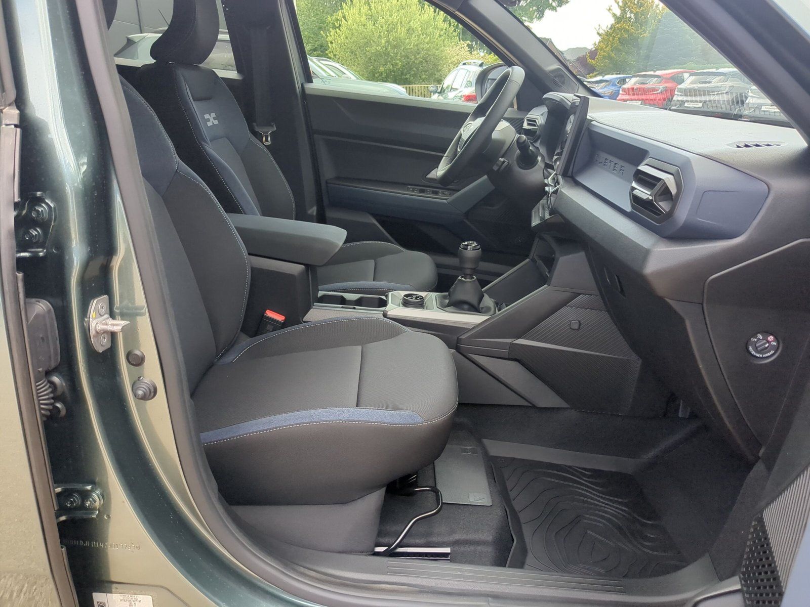 Dacia Duster TCe 130 4x4 Journey - Samsaru's Car Outlet