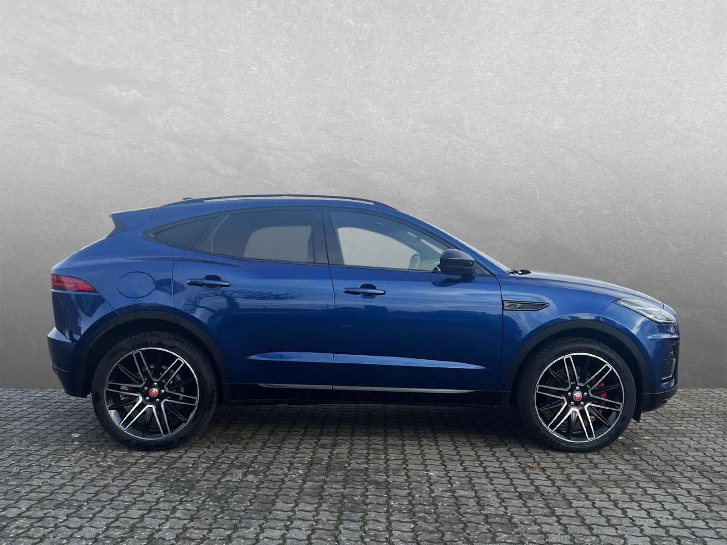 Jaguar E-Pace P200 R-Dynamic Black AWD ''21''Alu''Heckk