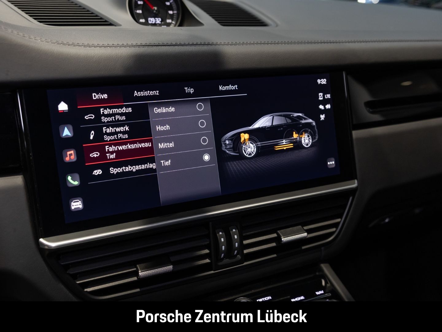 Porsche Cayenne S Coupe Hinterachslenkung Head-Up