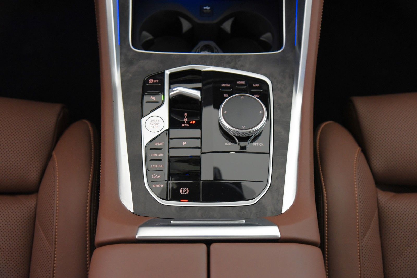 BMW X6 xDrive30d M Sport Pro HUD AHK Pano LED H&K