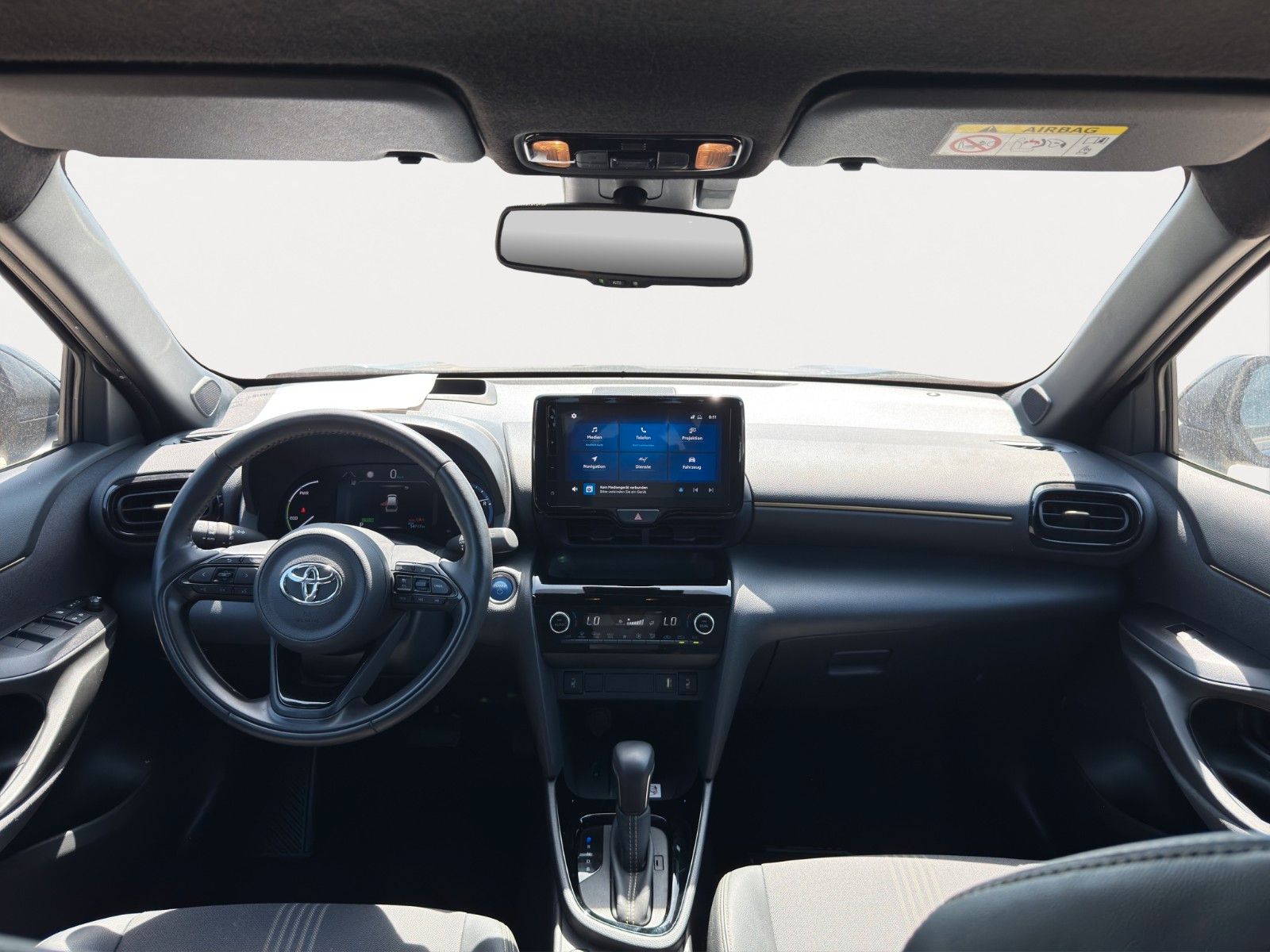 Toyota Yaris Cross Hybrid FWD Adventure