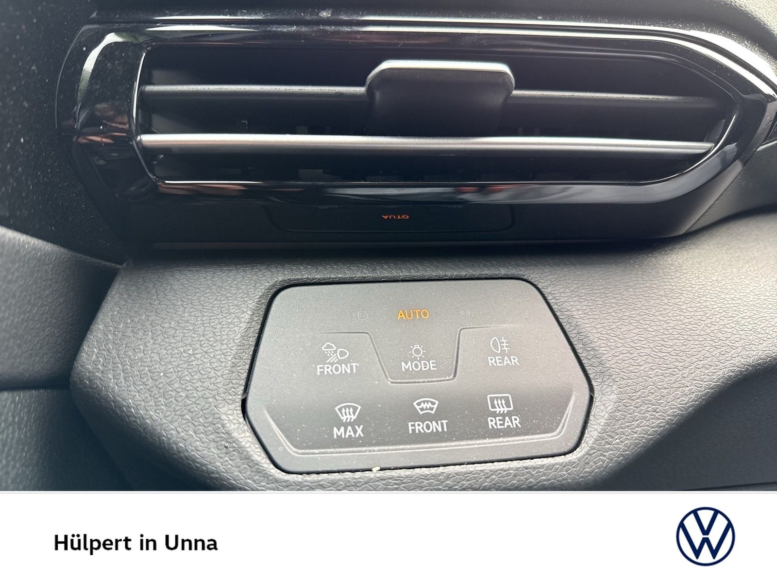 Volkswagen ID.4 GTX 4X4 WÄRMEPUMPE PANO AHK 360CAM ACC LM21