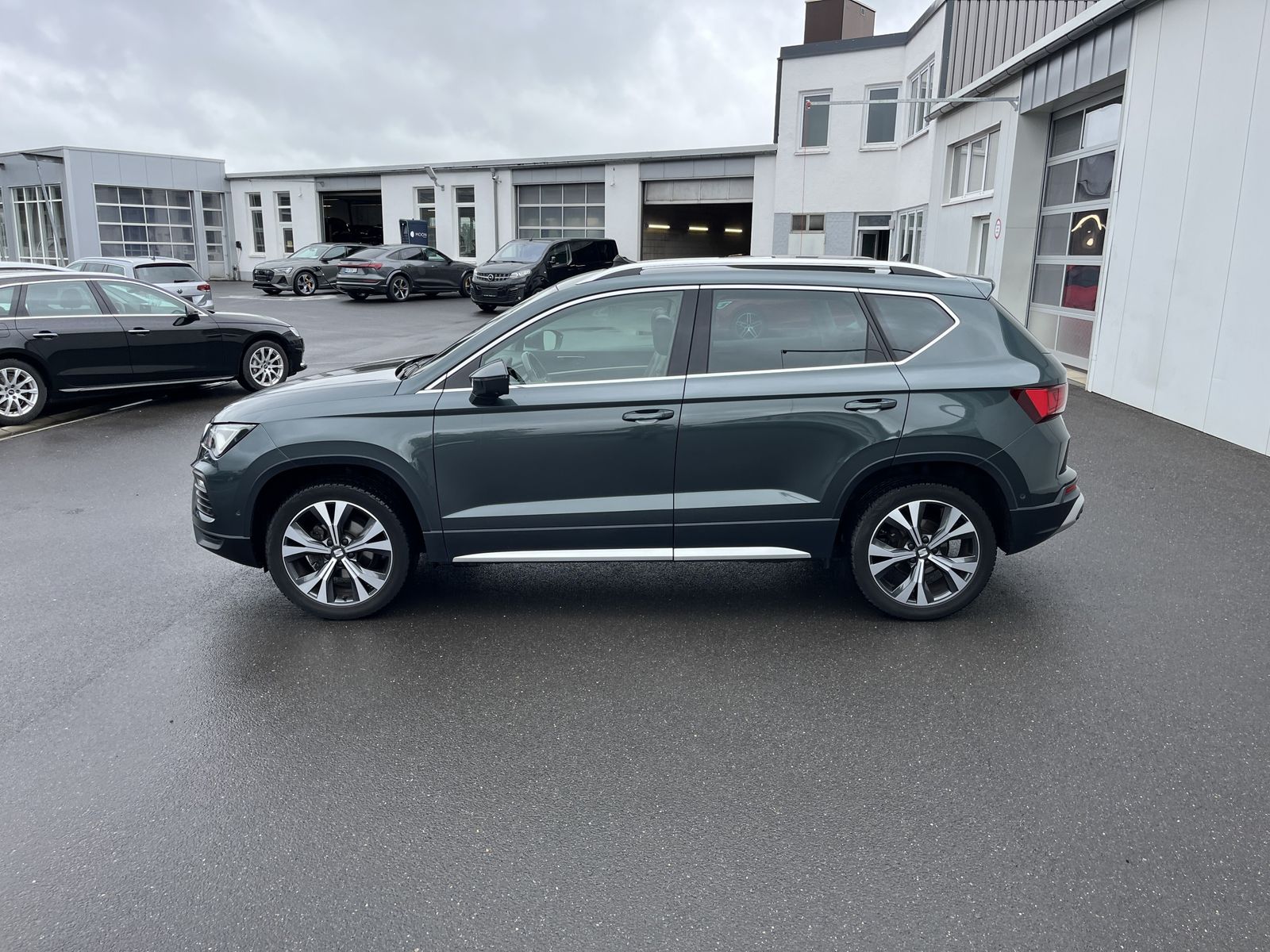 Seat Ateca 1.5 TSI DSG Xperience AHK PANO Navi 360RFK