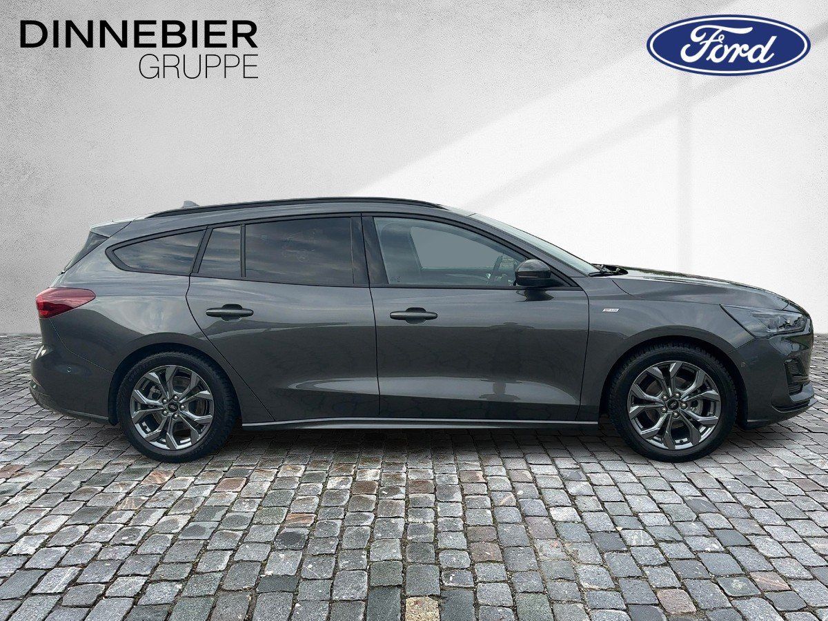 Ford FOCUS ST-Line X LED+AHK+Kamera+Winterpaket