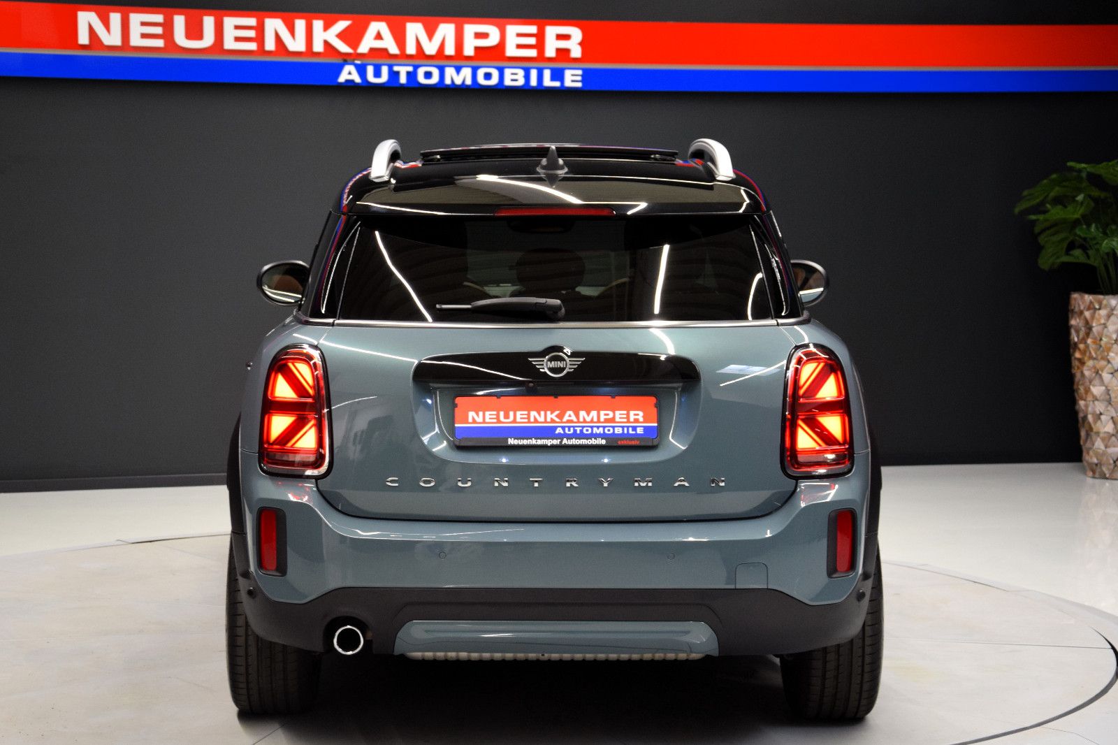 MINI Cooper Countryman Yours - Samsaru's Car Outlet