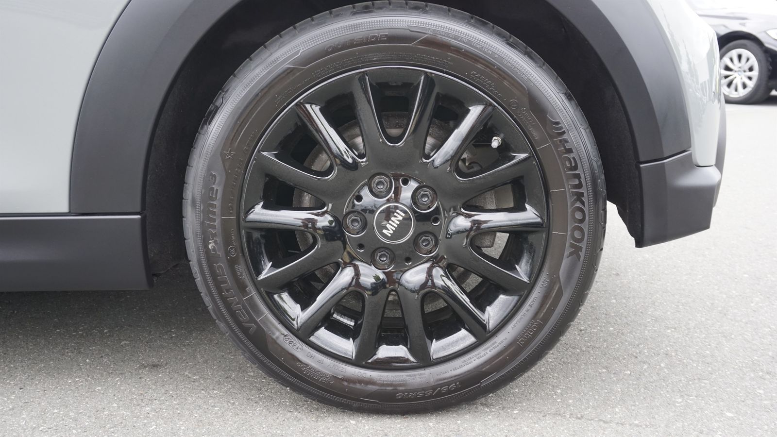 MINI One Hatch - Samsaru's Car Outlet