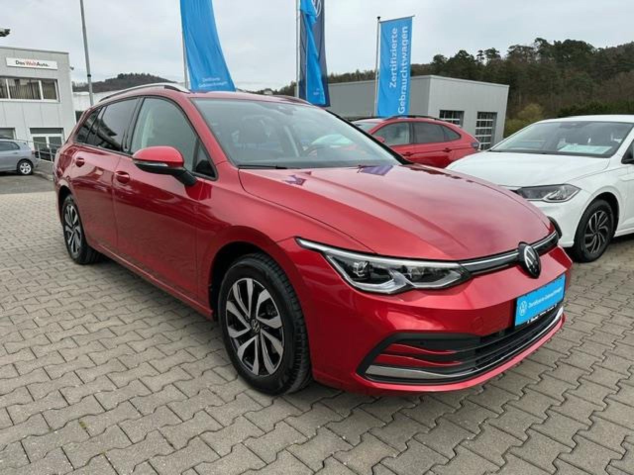 Volkswagen Golf VIII Variant Active 1.5 l eTSI - Samsaru's Car Outlet