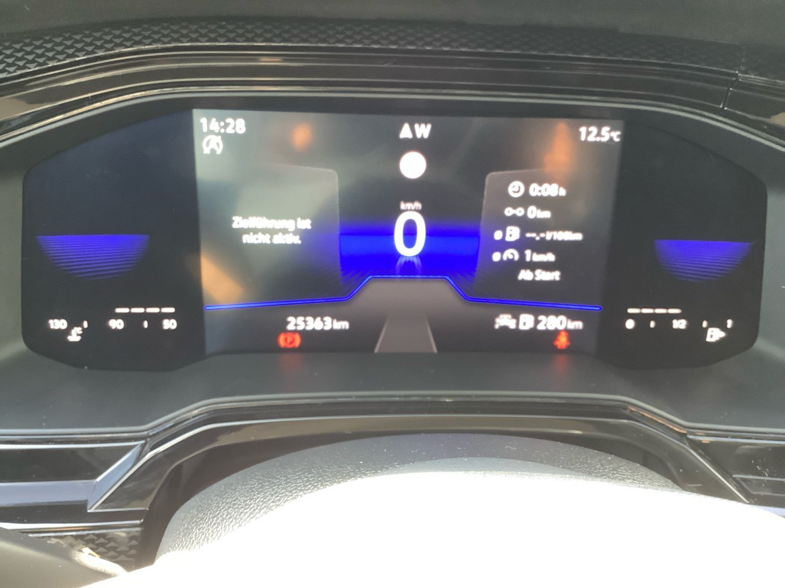 Volkswagen Taigo 1.0 TSI Life - Samsaru's Car Outlet