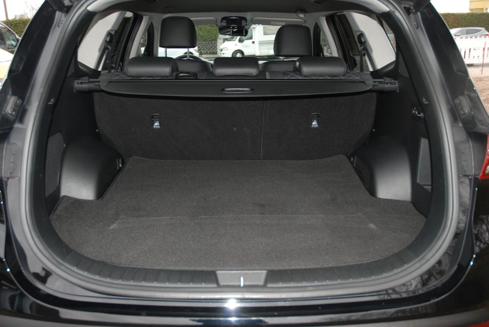 Hyundai SANTA FE 2.2 CRDi Prime 4WD - Samsaru's Car Outlet