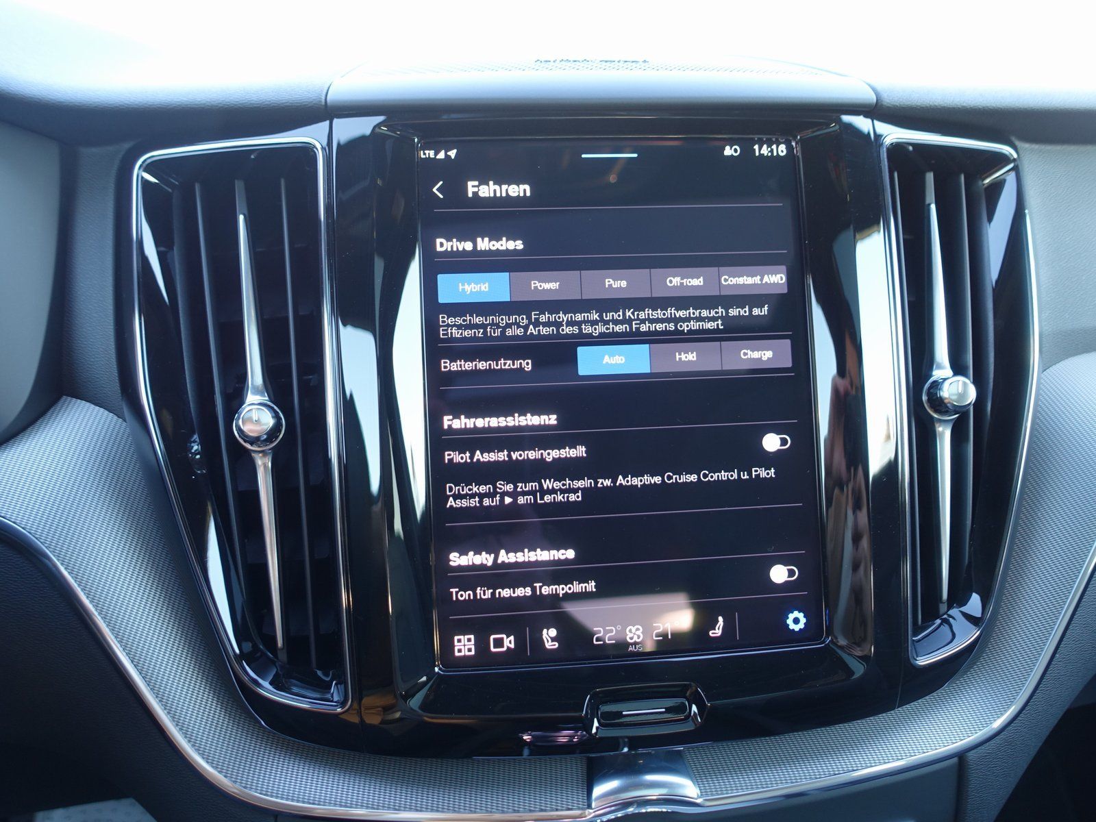 Volvo XC60 Plus T6 AWD Plug-in Hybrid/360°Cam/AHK/BLIS