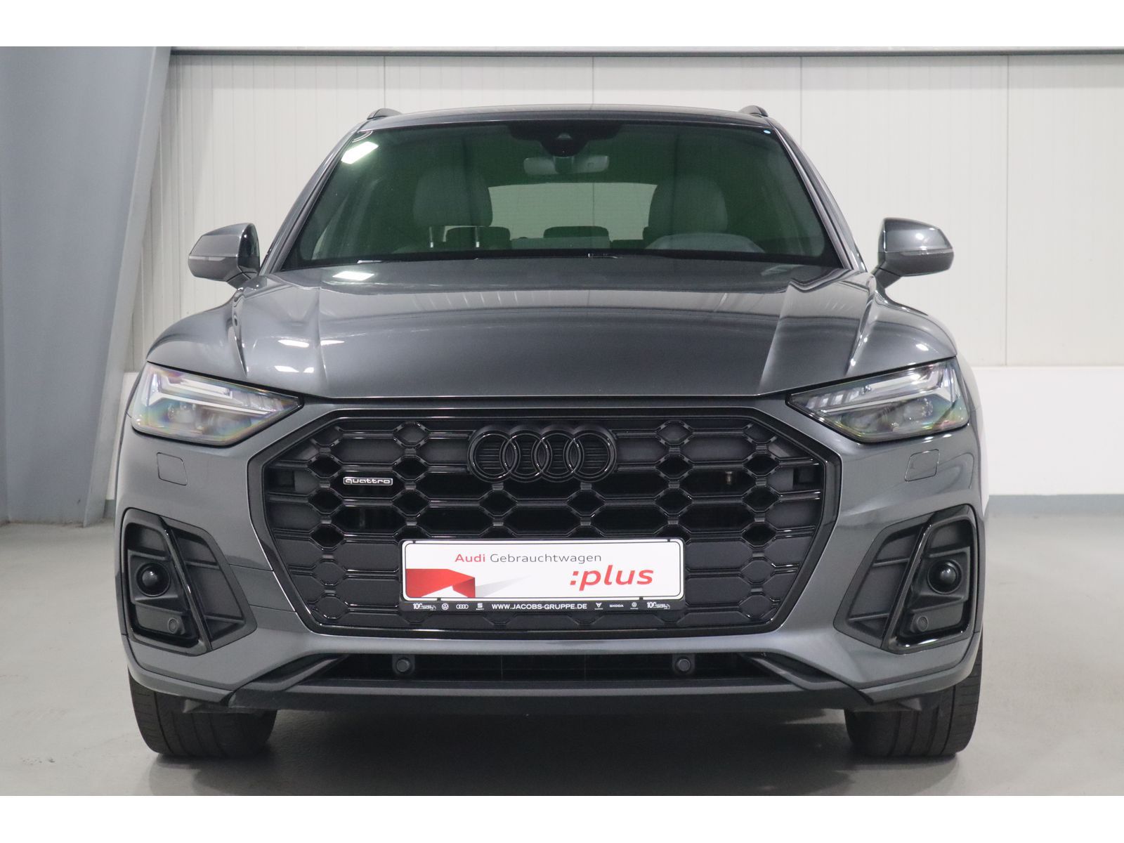Audi Q5 40 TDI quattro S line - Samsaru's Car Outlet