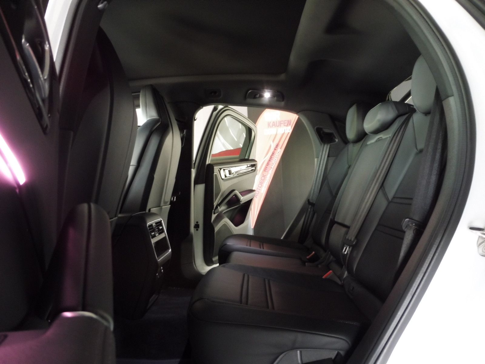 Porsche Cayenne Coupe E-Hybrid Approved/360°/Spur/Pano