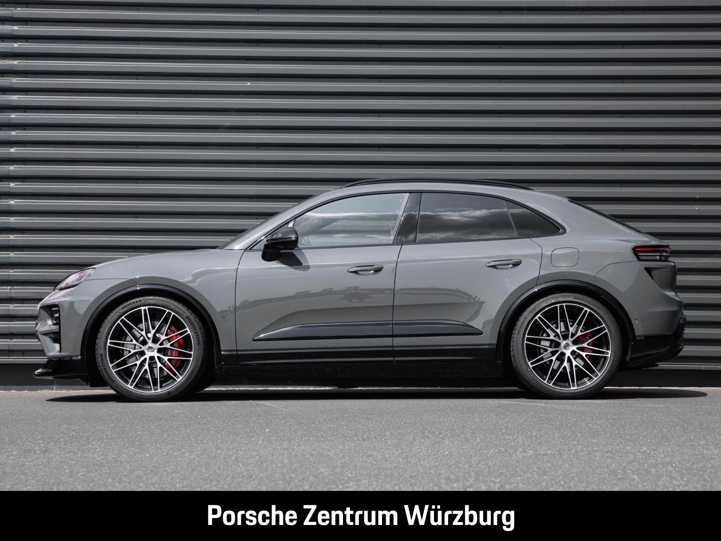 Porsche Macan Turbo HA-Lenkung InnoDrive Head-Up BOSE