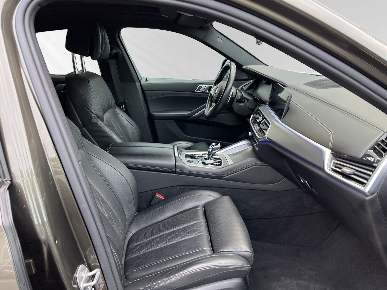 BMW X6 xDrive40d M Sport|AHK|Head-Up|Laser|Standhzg.