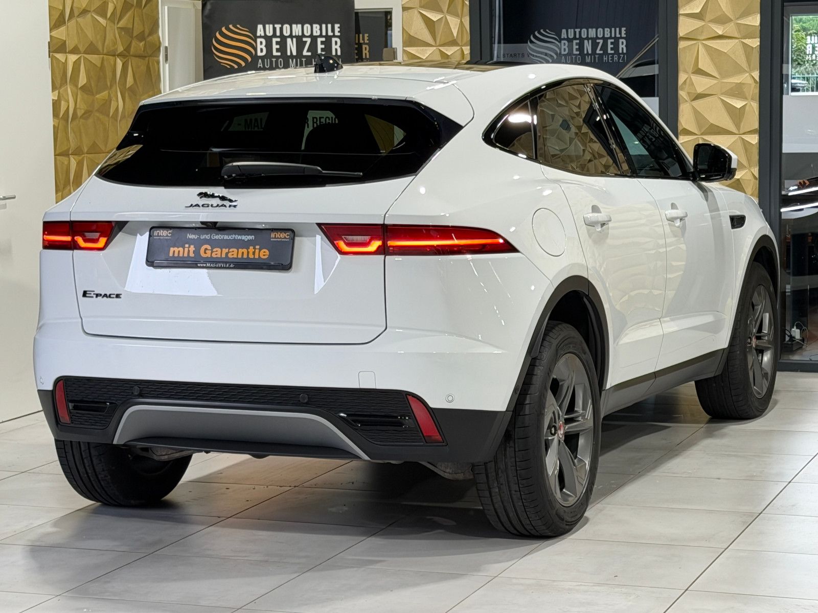 Jaguar E-Pace E-PACE S AWD/PANO/3d-KAMERA/LED/SHZ