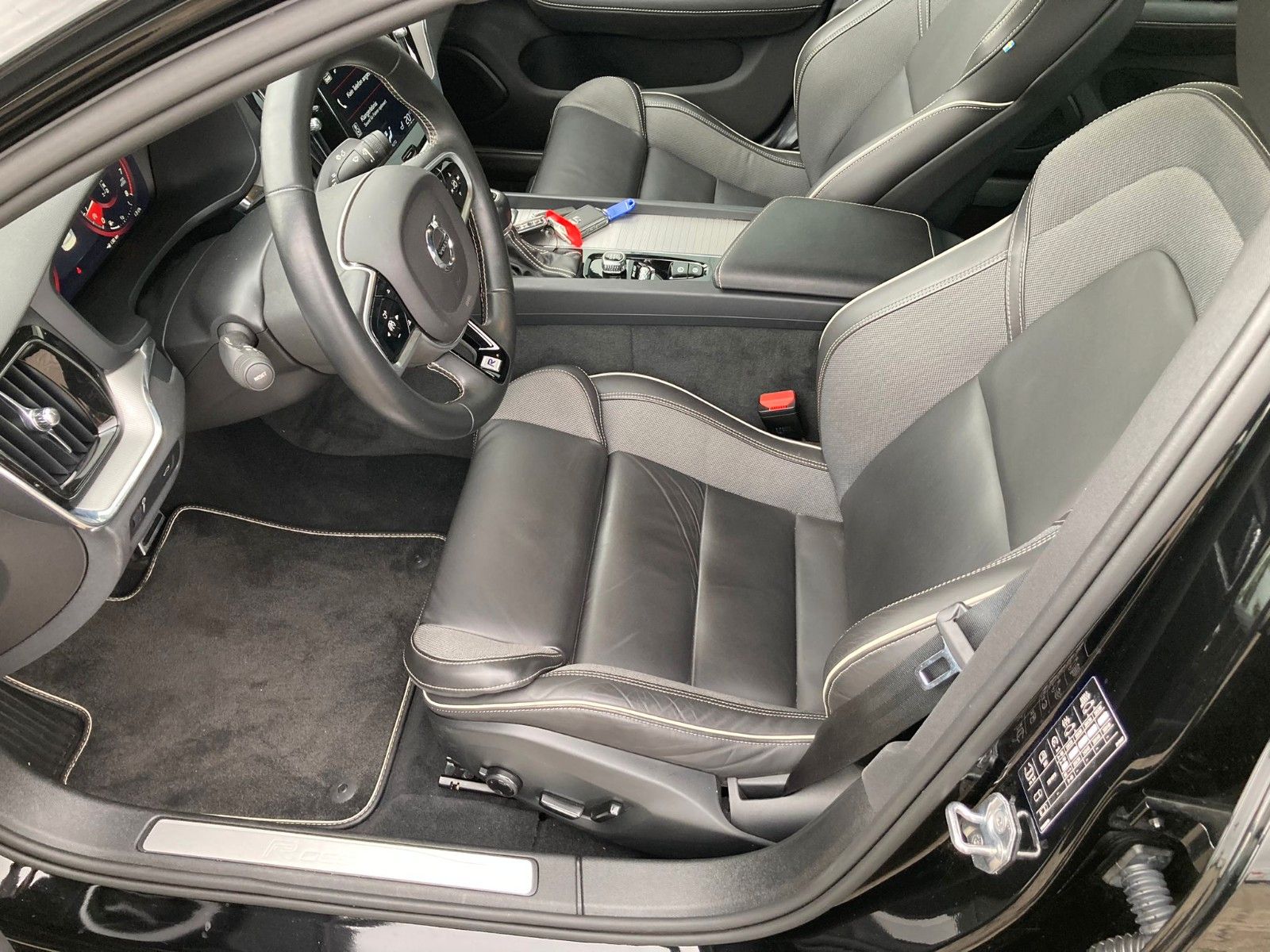 Volvo S60 T5 Lim. R-Design