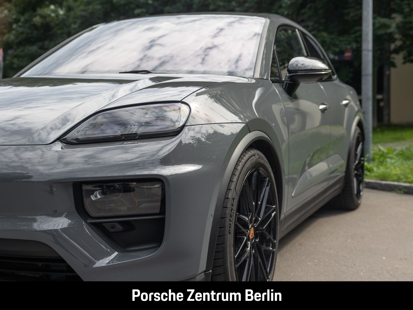 Porsche Macan 4S LED-Matrix Burmester InnoDrive Panorama