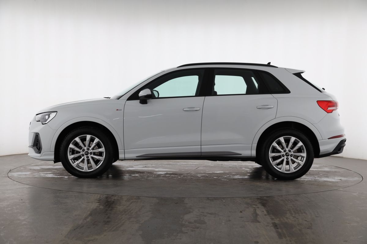 Audi Q3 35 TDI quattro S tronic S line - Samsaru's Car Outlet