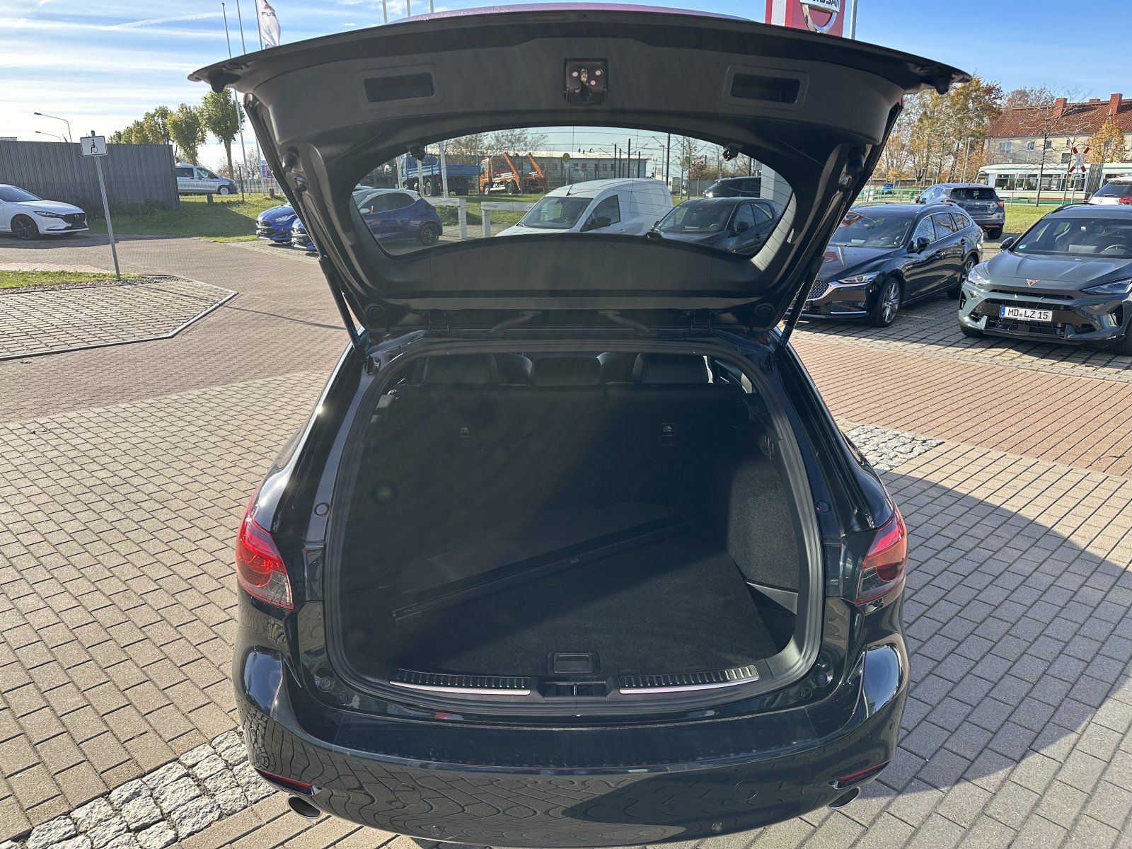 Mazda 6 2.5 194 TAKUMI/SUNROOF/BOSE/360°