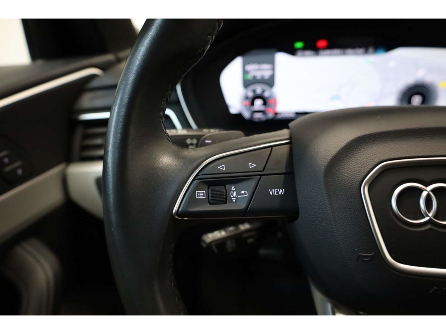 Audi A4 allroad 40 TDI quattro AHK/Leder/RFK/NAV/Memo