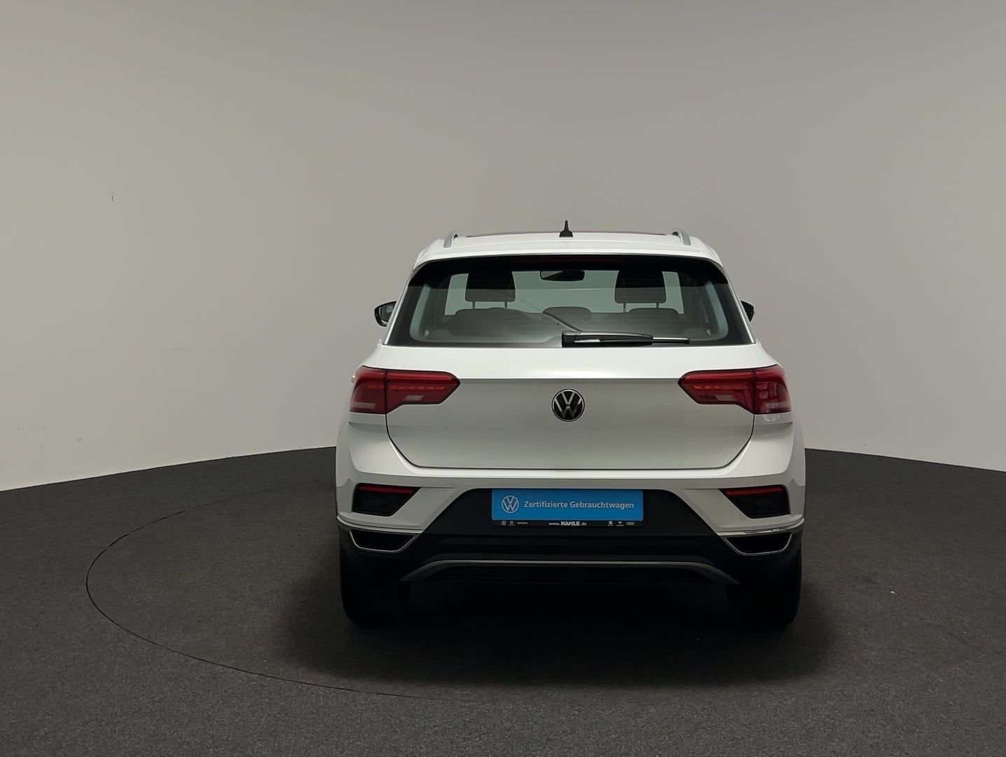 Volkswagen T-Roc Style 1.5TSI DSG - Samsaru's Car Outlet