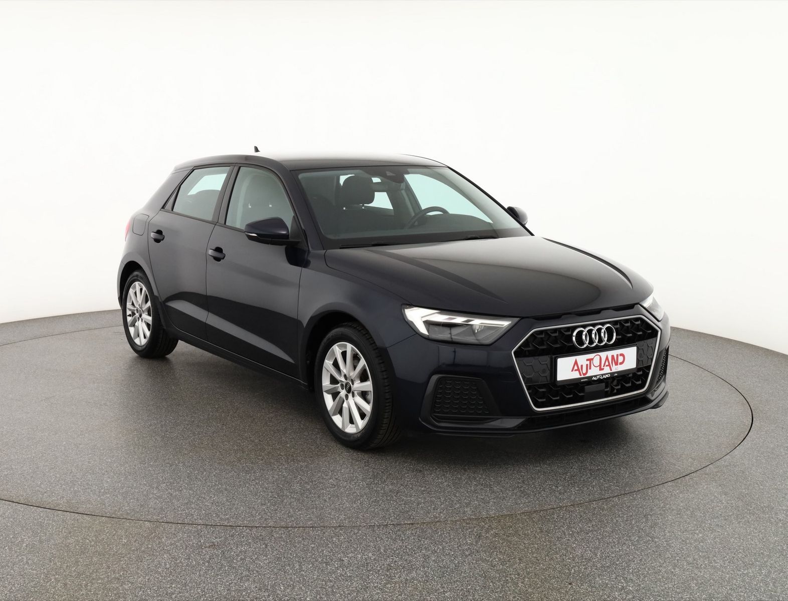 Audi A1 30 TFSI Sportback advanced - Samsaru's Car Outlet