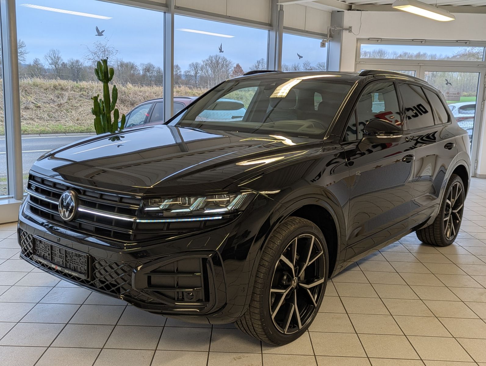 Volkswagen Touareg 3.0TDI 4M R-Line VOLL Black 22" UPE 114T