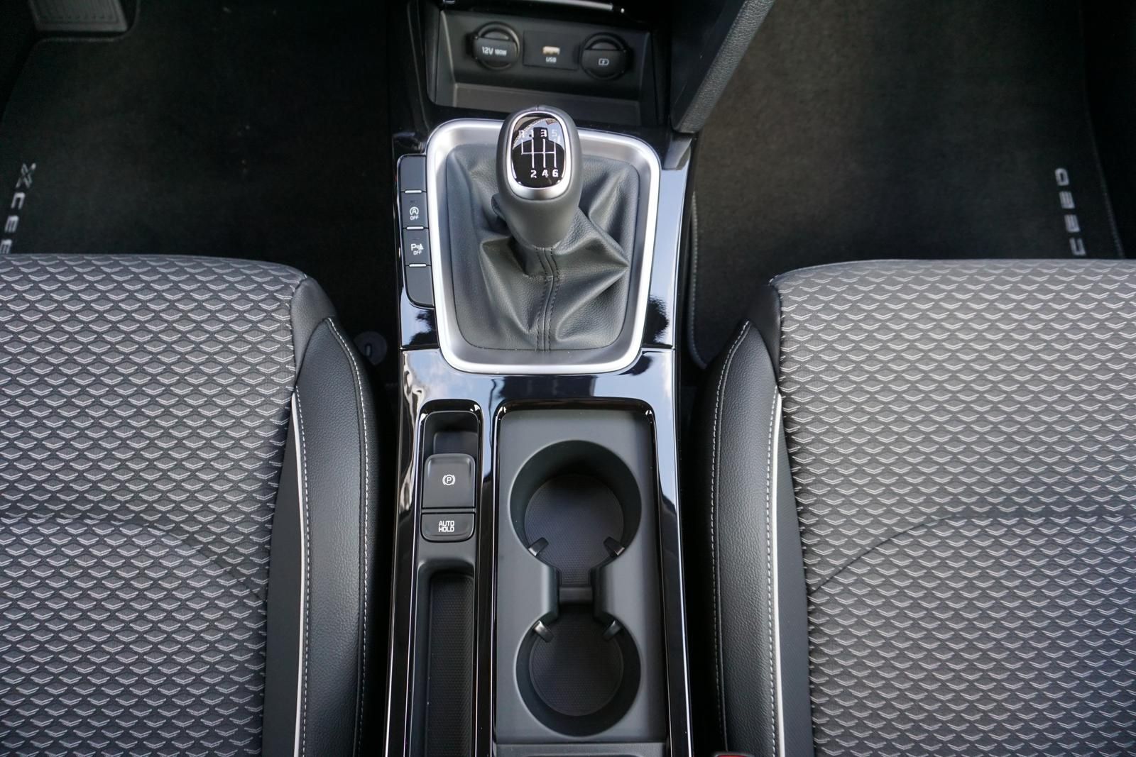 Kia XCeed 1.5 T-GDI SPIRIT - Samsaru's Car Outlet