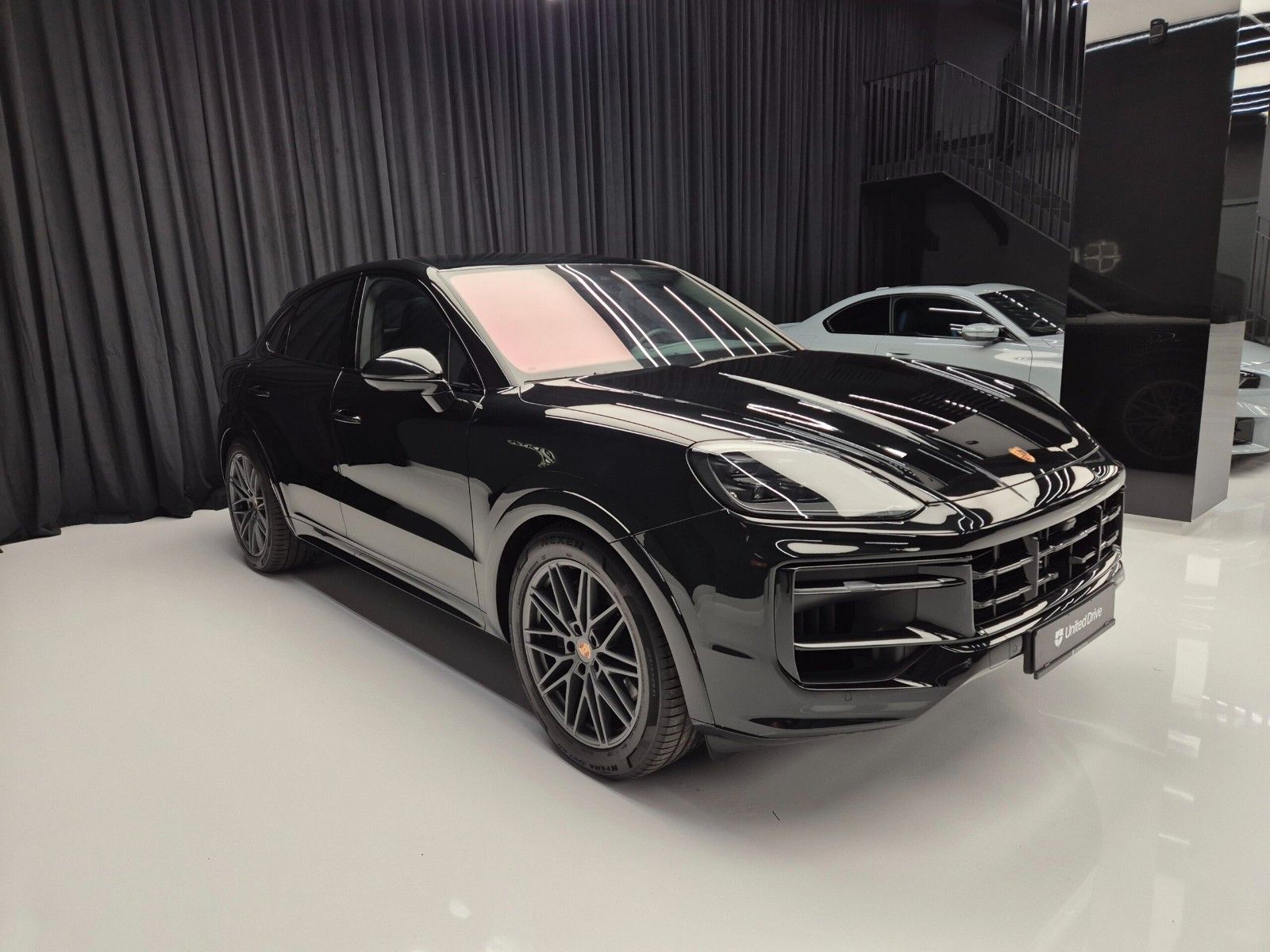 Porsche Cayenne Coupe E-Hybrid
