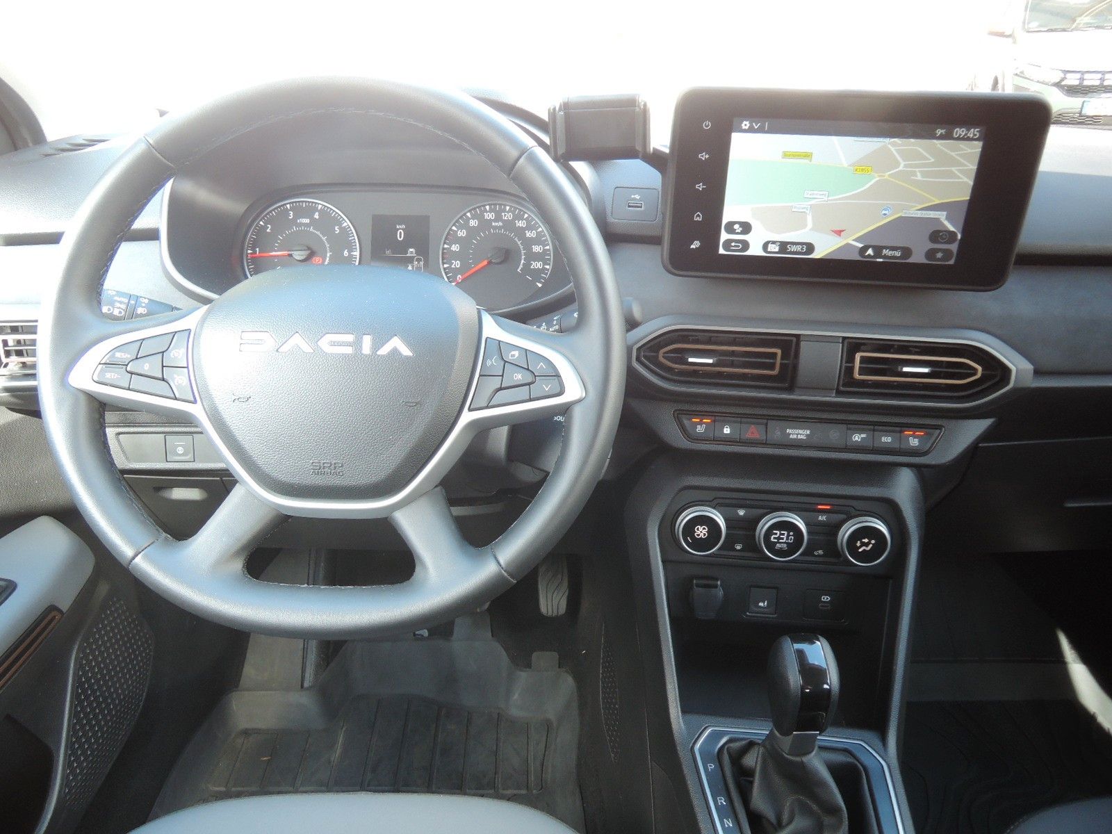Dacia Sandero TCe 90 CVT Stepway Extreme  GJR,Glasdach