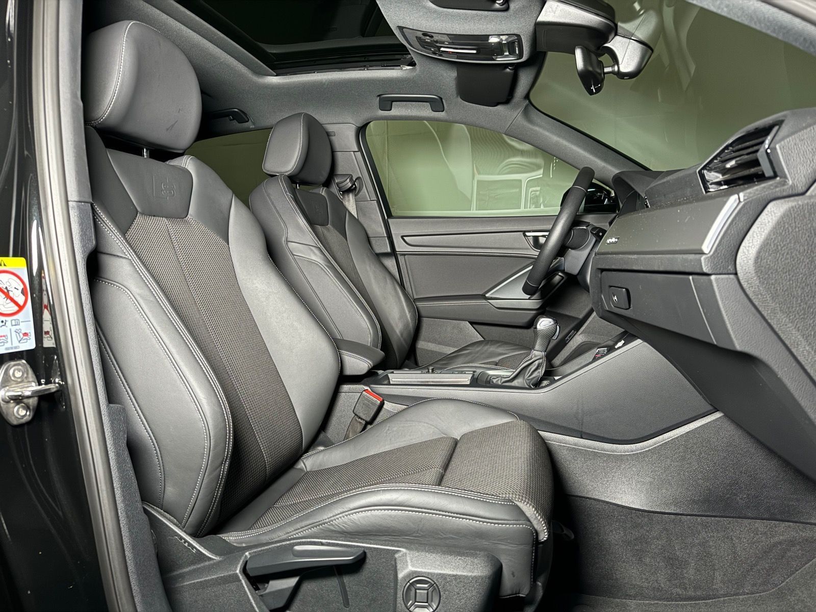 Audi Q3 Sportback 40 TFSI quattro S-Line - Samsaru's Car Outlet