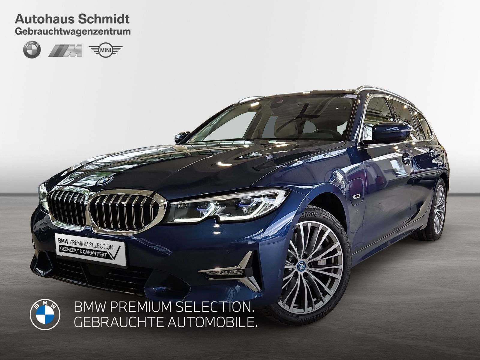 BMW 330e xDrive Touring LuxuryLine - Samsaru's Car Outlet