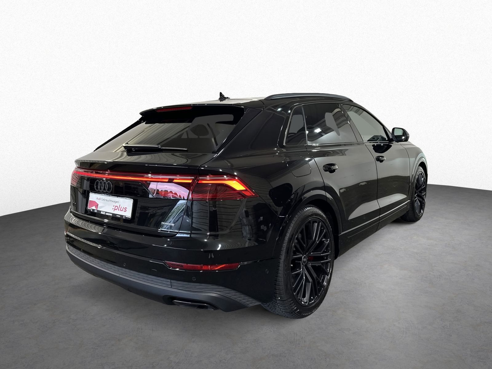 Audi Q8 50 TDI QUATT S LINE HD-MATRIX+AHK+RAUTE+PANO+